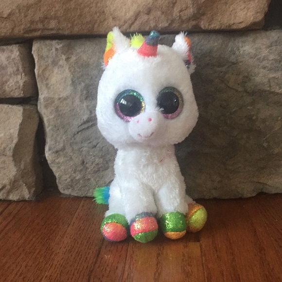 eva_unicorn_1